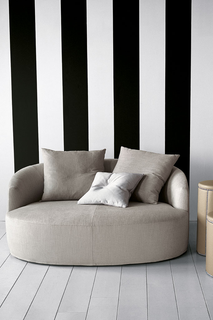 Casamilano Francesca sofa at P5 Studio