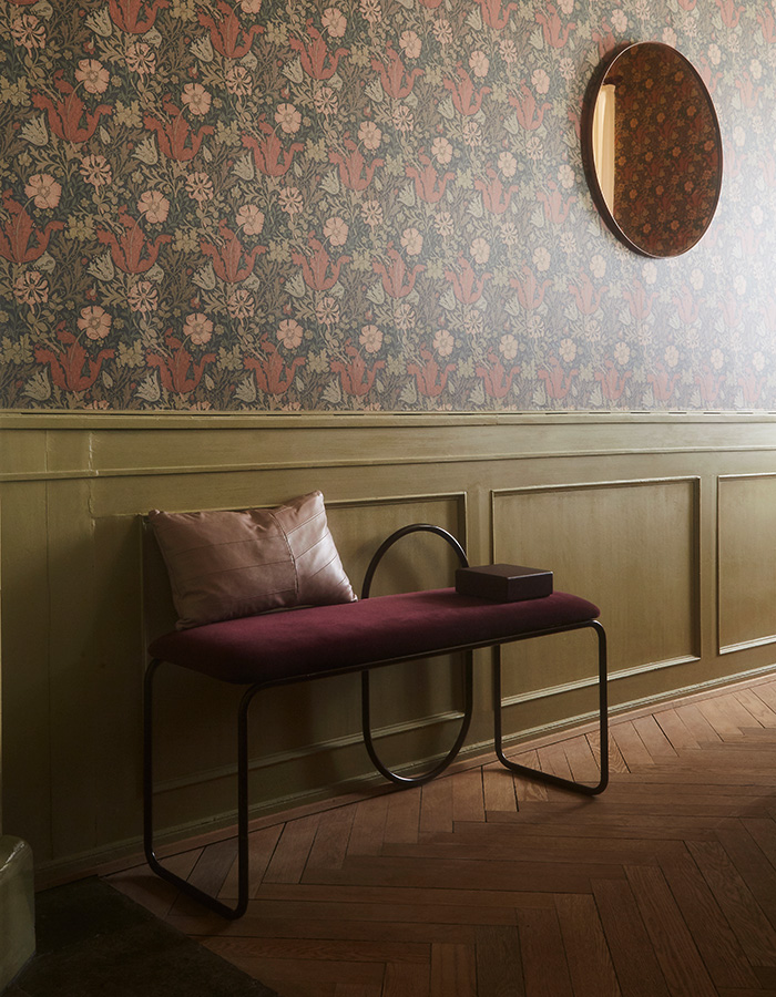 AYTM Angui Bench In a Room