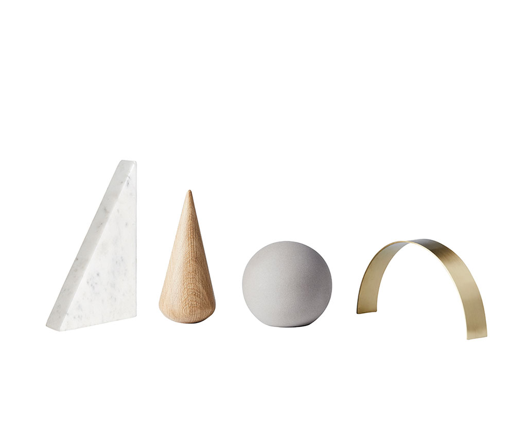 Kristina-Dam_Desk-Sculptures