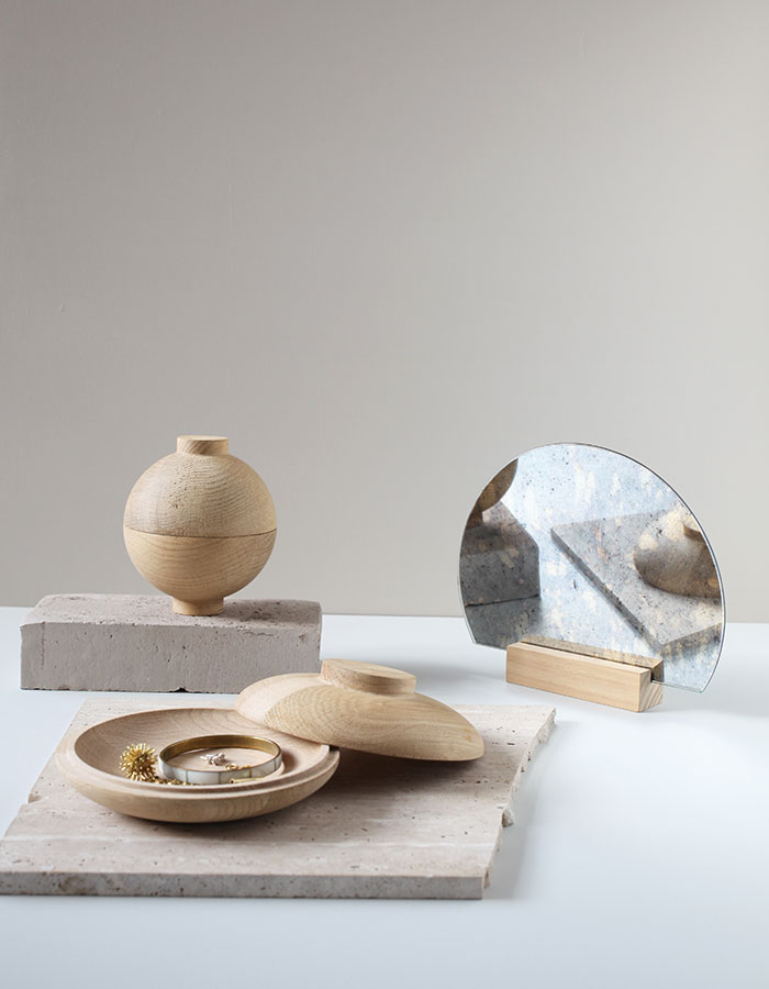 Kristina-Dam_Wooden-Sphere